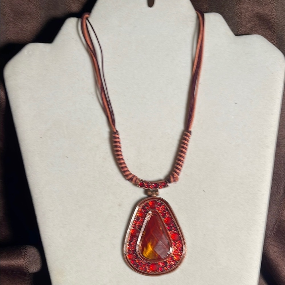 Elegant Red Pendant Necklace